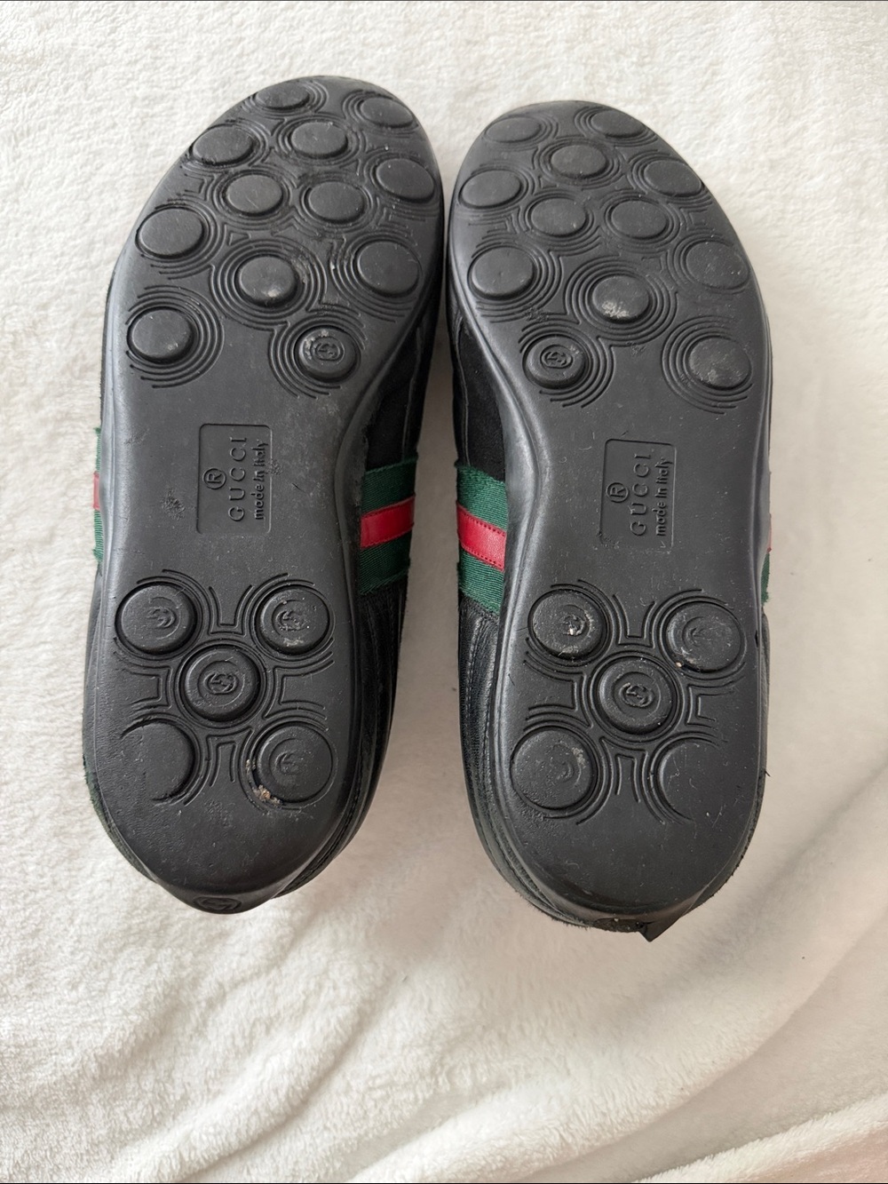 Gucci Black Leather Sneakers Green Red classic Stripes Men's Low Top - Picture 5 of 8